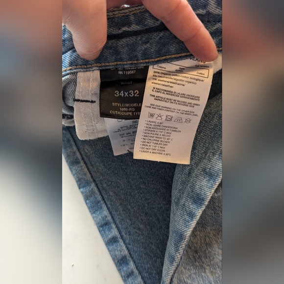 Buckaroo vintage wide leg distressed denims sz 34 waist altered leg cowgirlstyle - Picture 4 of 9